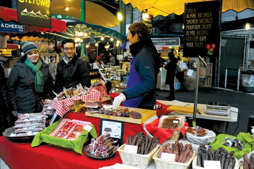 Tiệm b&aacute;n thịt nguội, thịt x&ocirc;ng kh&oacute;i ở Borough